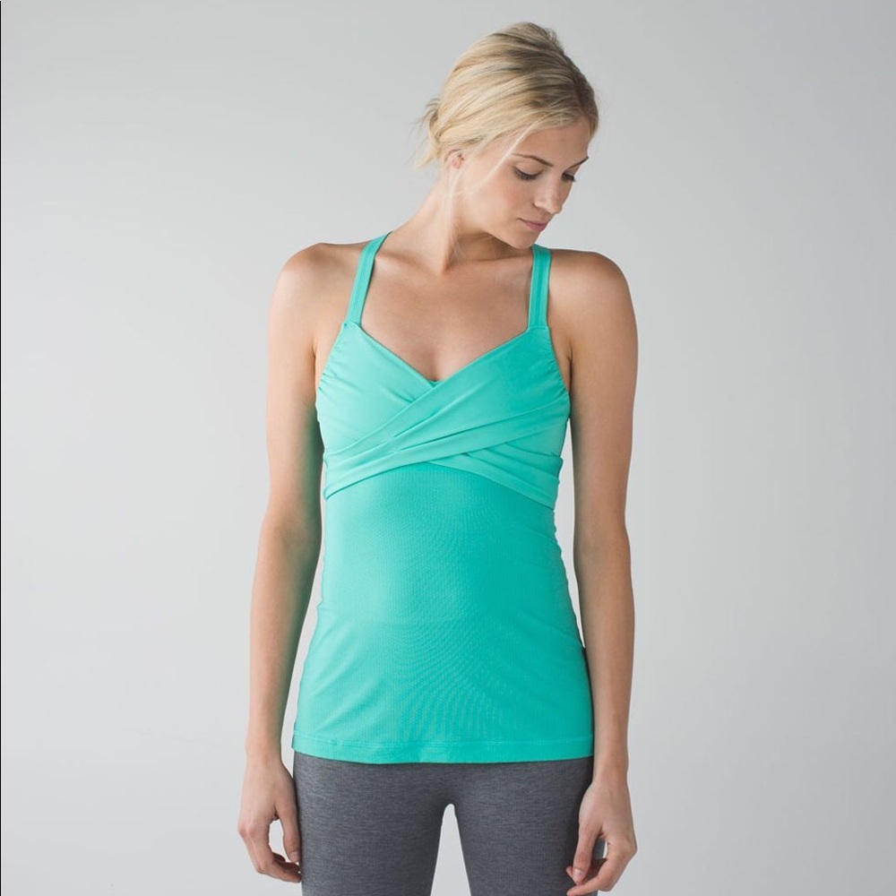 Lululemon Wrap it Up Tank NWT